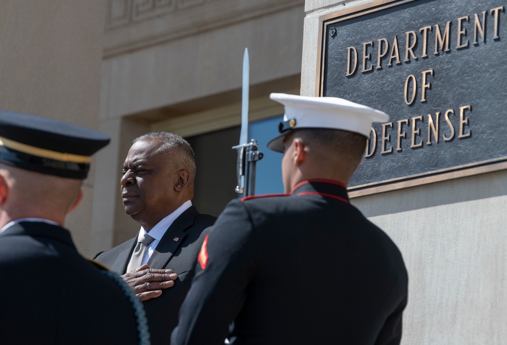 Defense Secretary Austin Hosts Polish Defense Minister