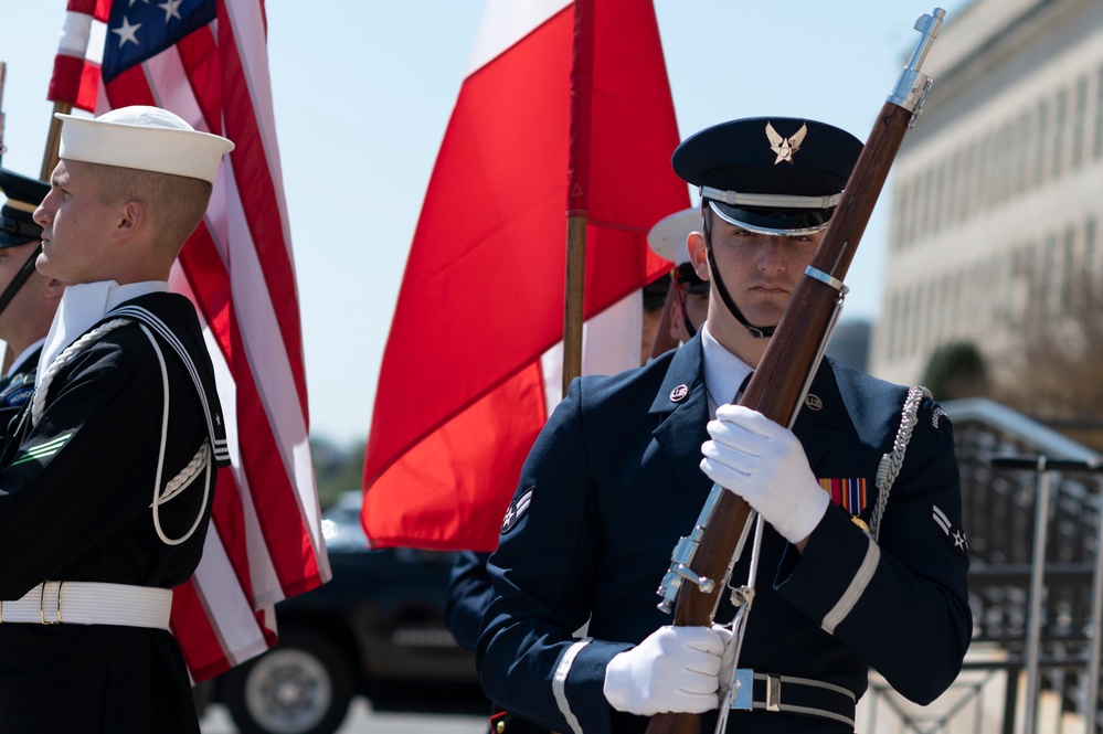 Defense Secretary Austin Hosts Polish Defense Minister