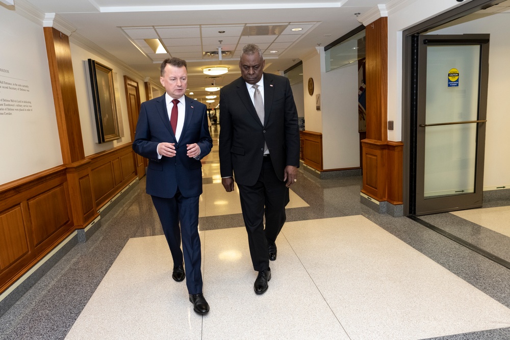 Defense Secretary Austin Hosts Polish Defense Minister