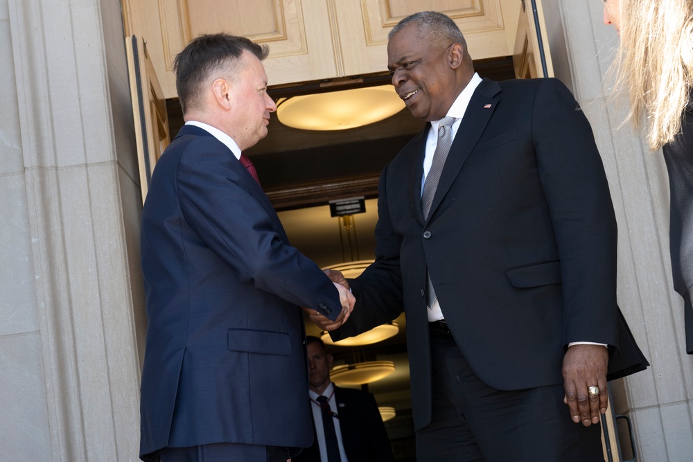 Defense Secretary Austin Hosts Polish Defense Minister