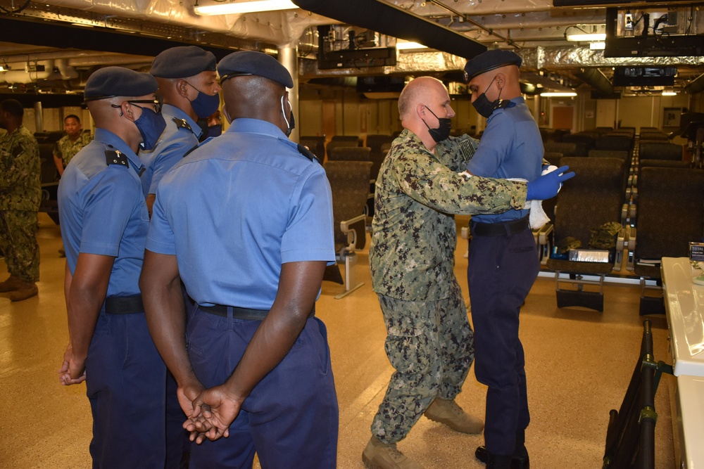 USNS Burlington Conducts Tour and Training to TTO Coast Guard Personnel