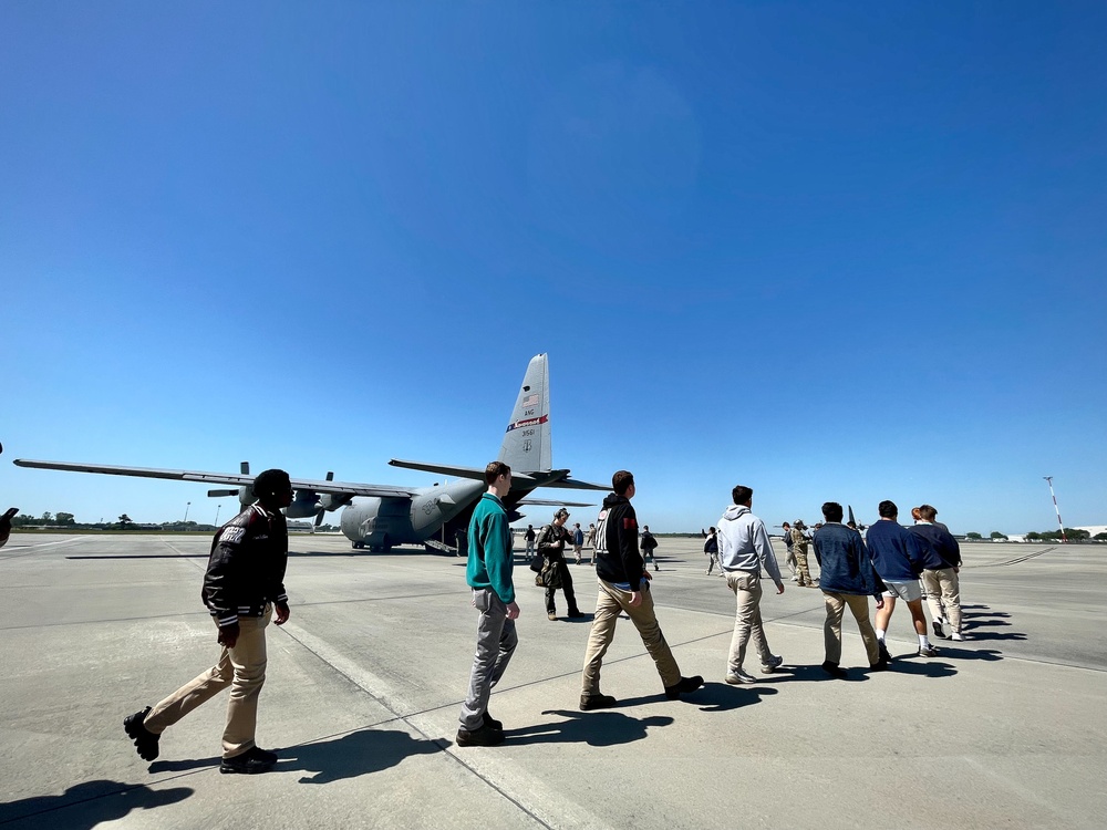 165th Airlift Wing hosts Benedictine Military School JROTC for familiarization flight