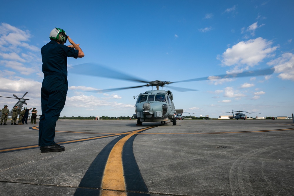 DVIDS - Images - HSM-50 Conducts Squadron's First Flight [Image 8 of 9]