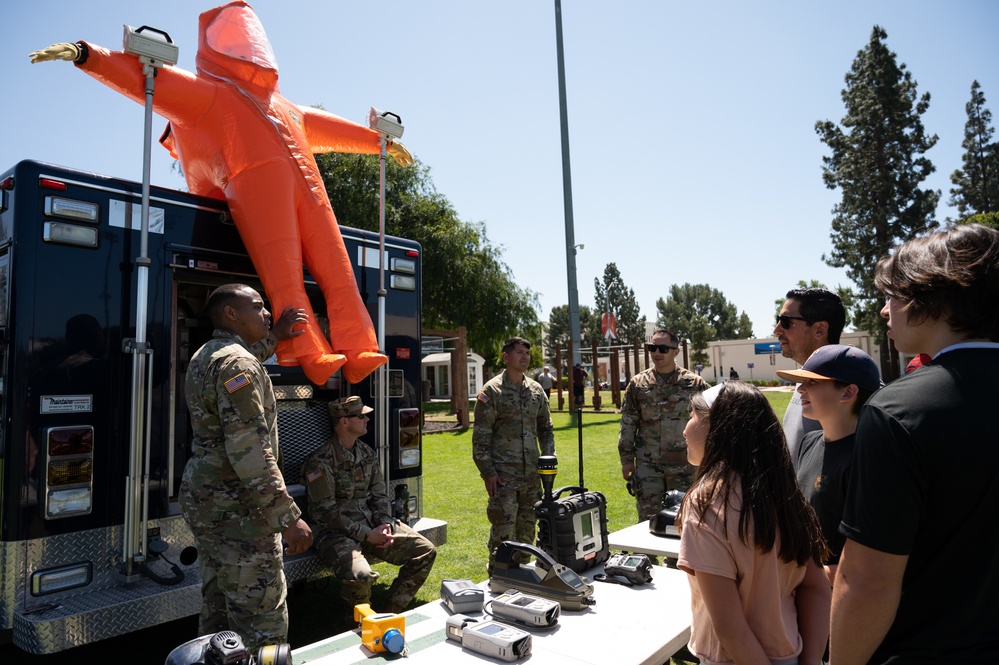 9th Civil Support Team displays gear at Cal State Fullerton Military Exhibition Day