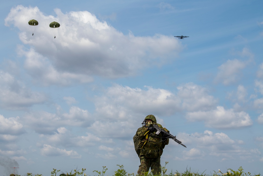 Japan Ground Self-Defense Force Narashino Jump 2022