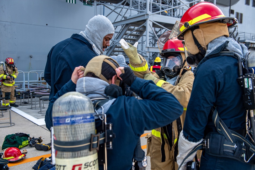 USS America conducts firefighting exercises with CNRJES.