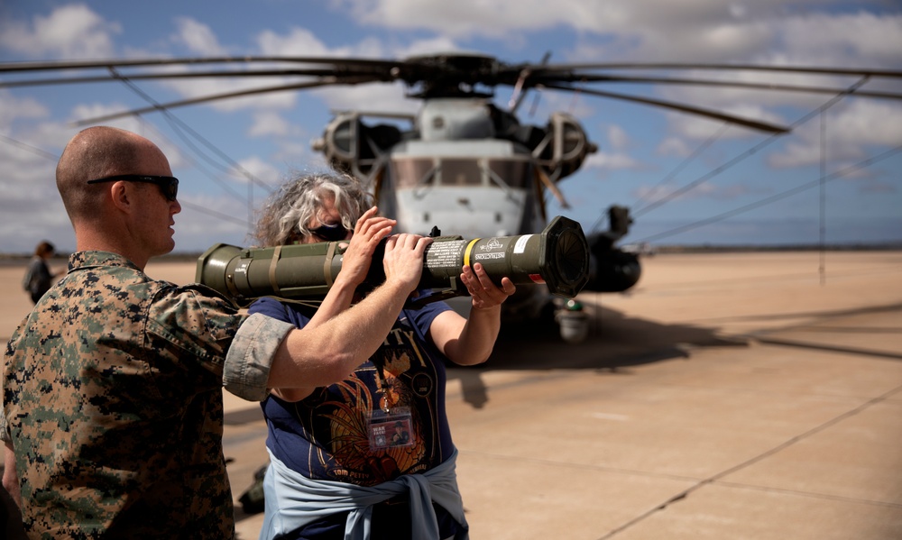 8th Marine Corps District Educators Workshop Visits Miramar