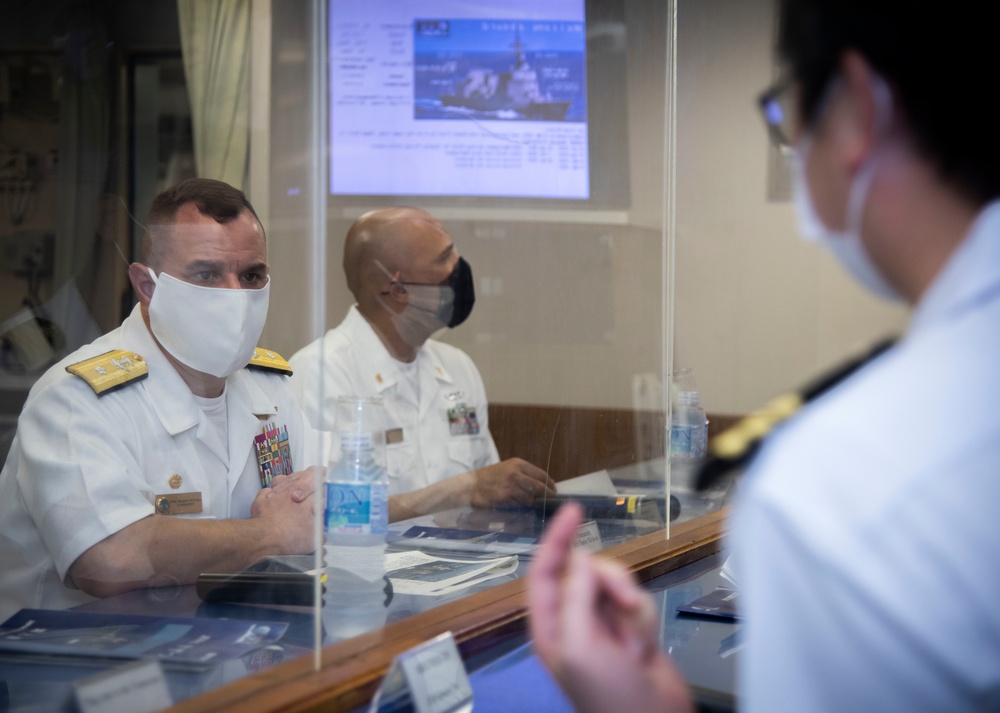 CJRM Visits JMSDF JS SUZUTSUKI