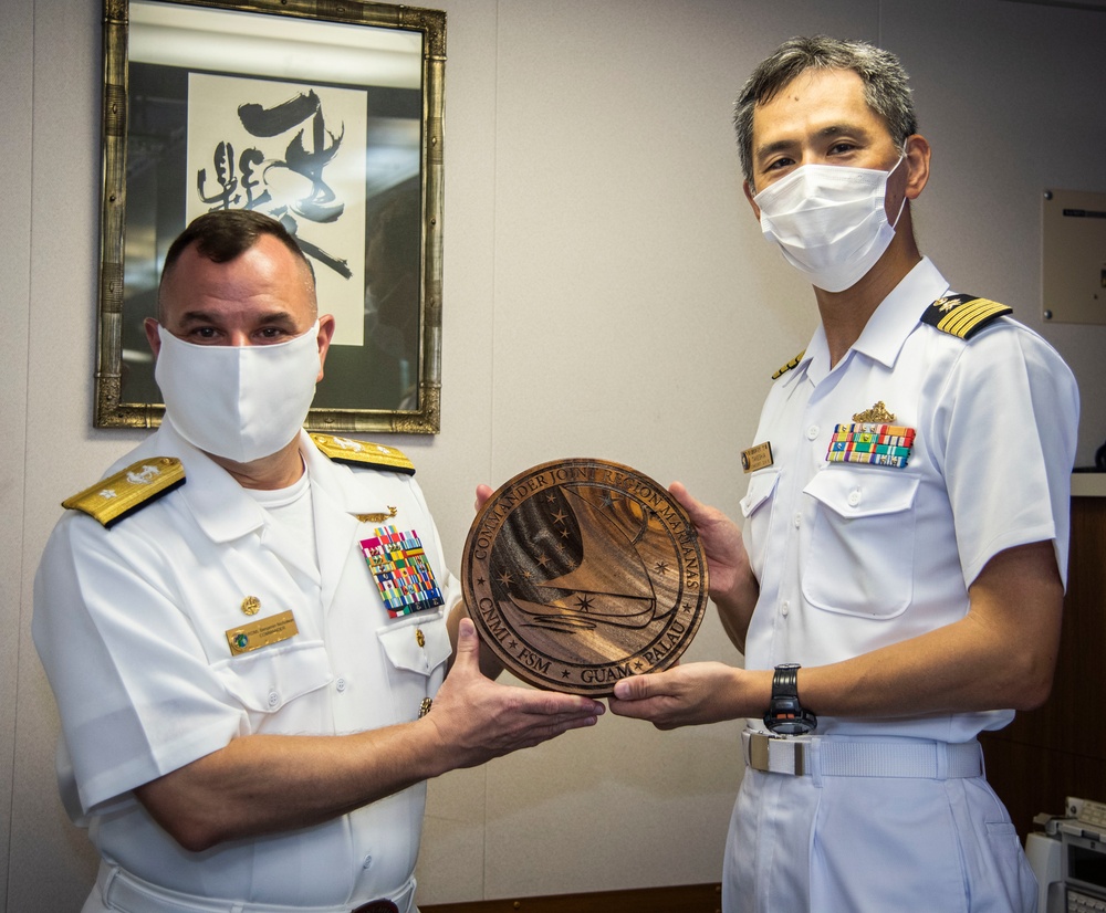 CJRM Visits JMSDF JS SUZUTSUKI