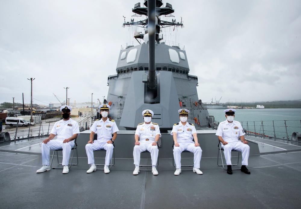 CJRM Visits JMSDF JS SUZUTSUKI