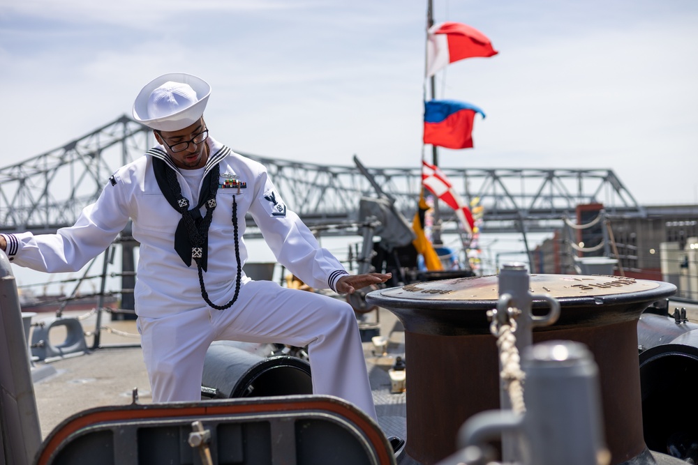 Navy Fleet Week Ship Tours