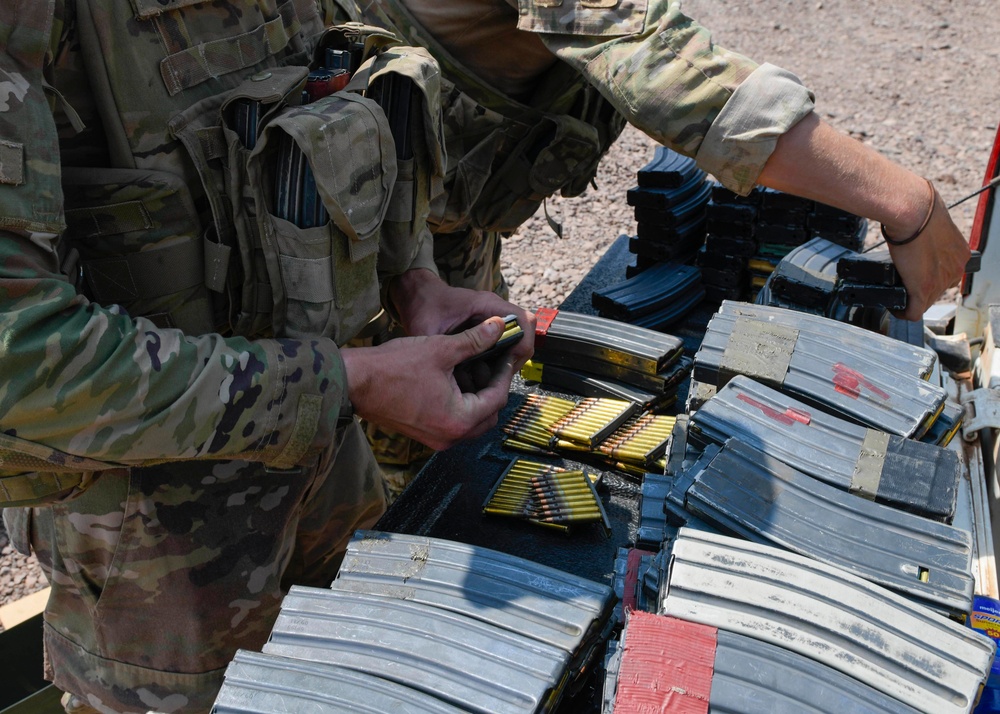 French, U.S. Soldiers conduct close-quarters marksmanship training