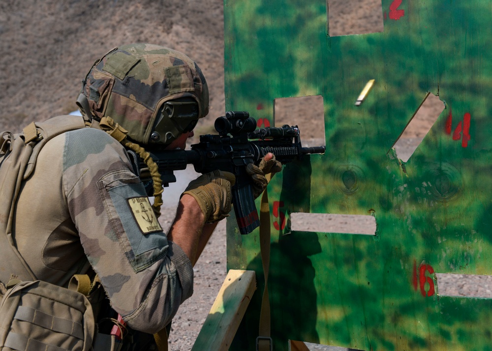 DVIDS - Images - French, U.S. Soldiers conduct close-quarters ...