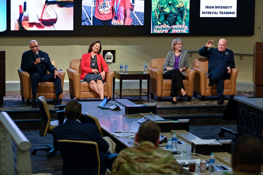 CSAF Brown, CSO Raymond, spouses give SLOC briefing