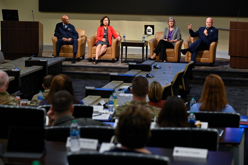 CSAF Brown, CSO Raymond, spouses give SLOC briefing