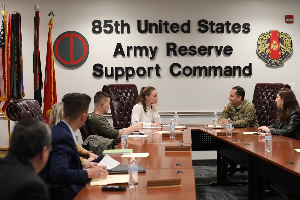 STAFFDEL visit to 85th U.S. Army Reserve Support Command