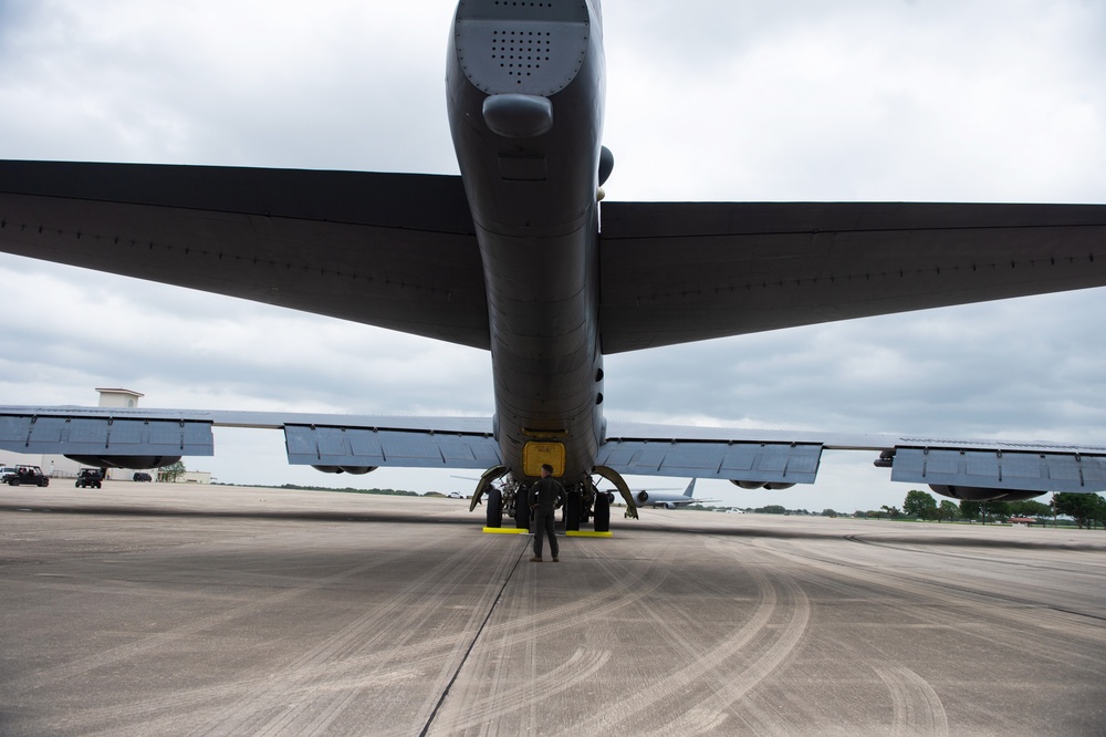 Aircrafts arrive for The Great Texas Airshow static display