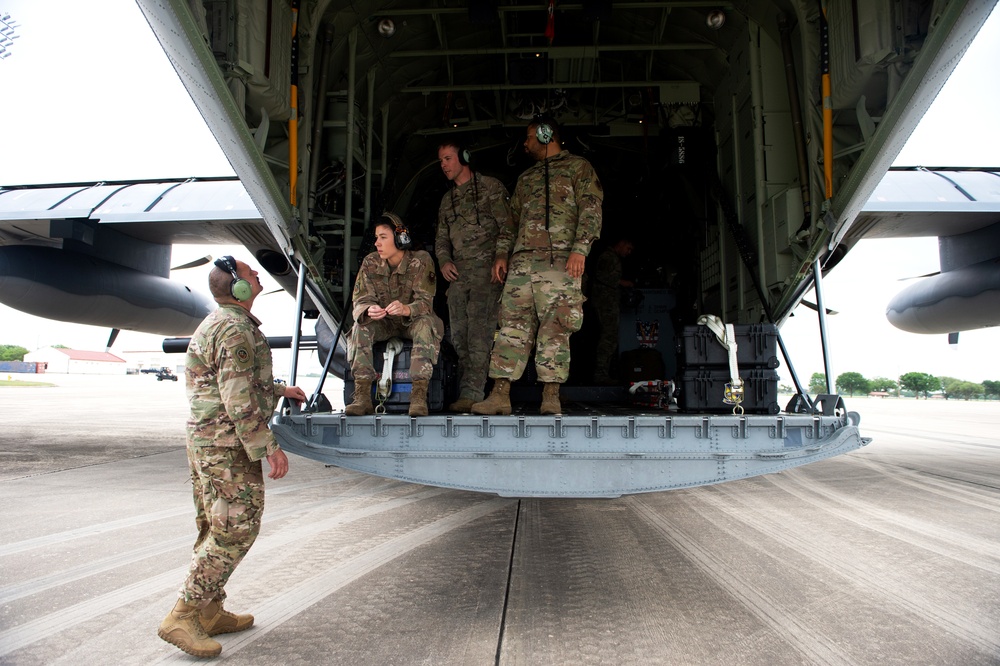 Aircrafts arrive for The Great Texas Airshow static display