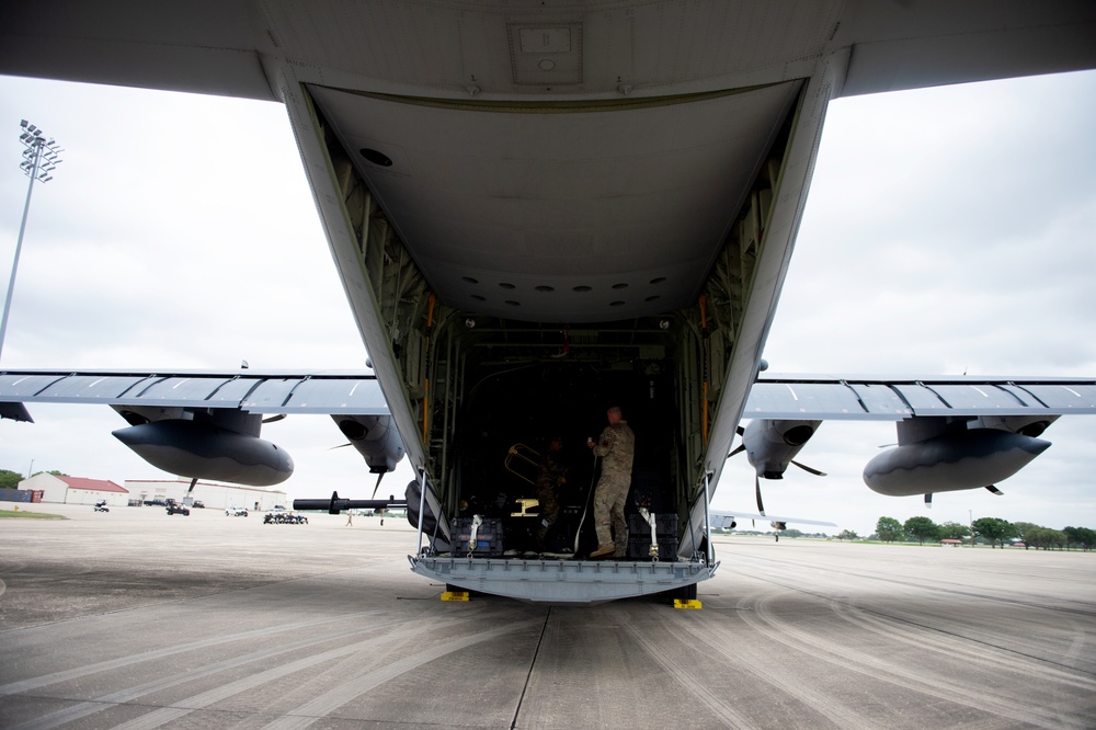 Aircrafts arrive for The Great Texas Airshow static display