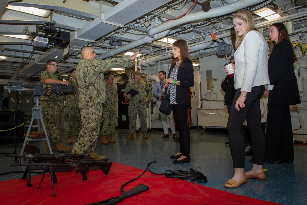 Frank Cable Hosts Ship Tour at HMAS Stirling