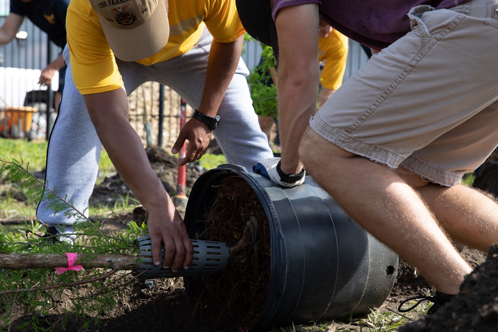 Service Members Give Back