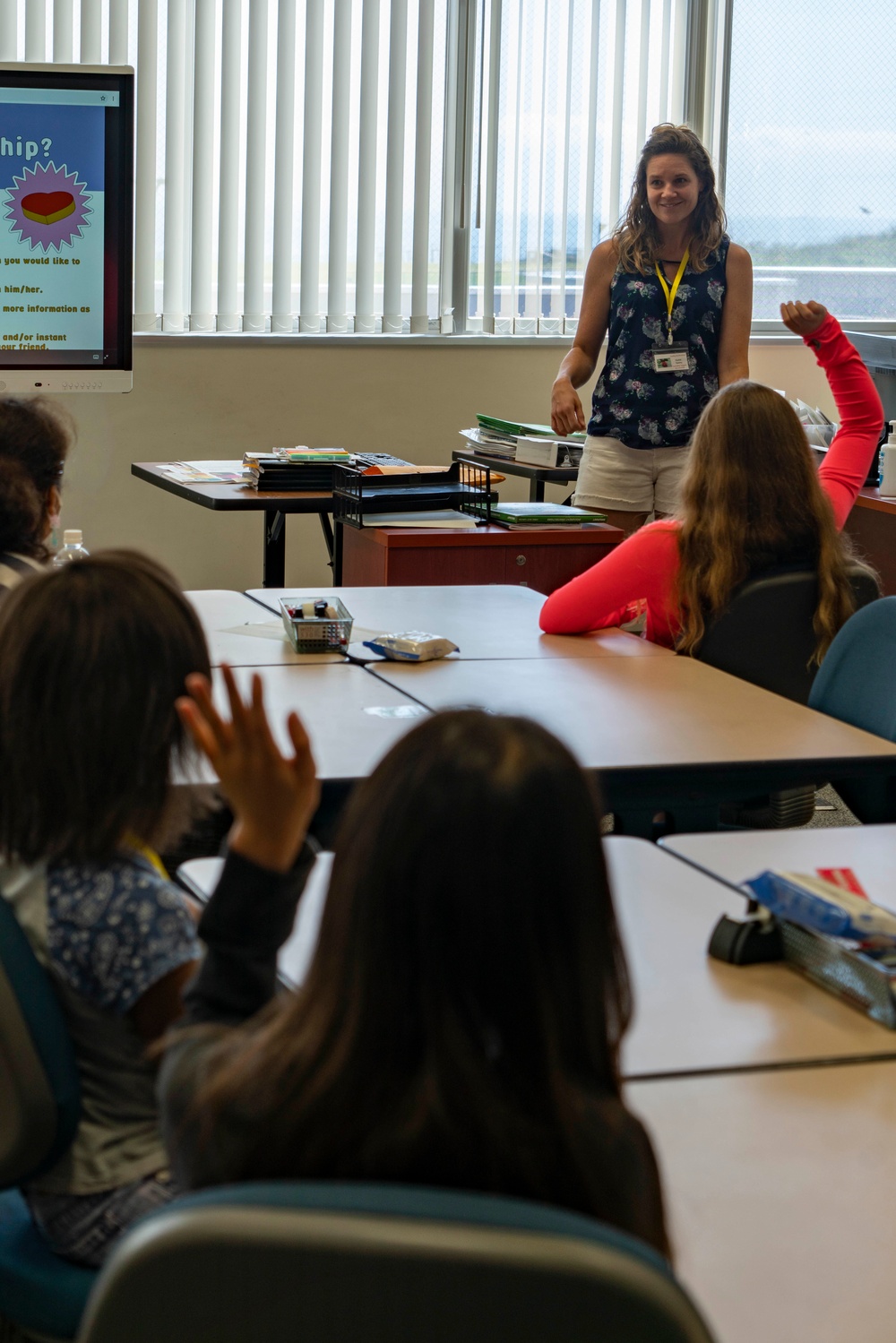 Yokosuka Middle School hosts girl's wellness seminar