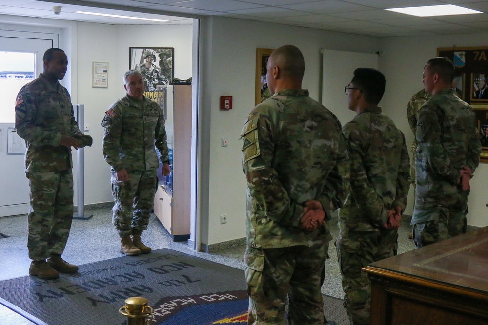 U.S. Army Europe and Africa’s Command Sgt. Maj. Pays Visit to 7ATC Non-Commissioned Officer Academy