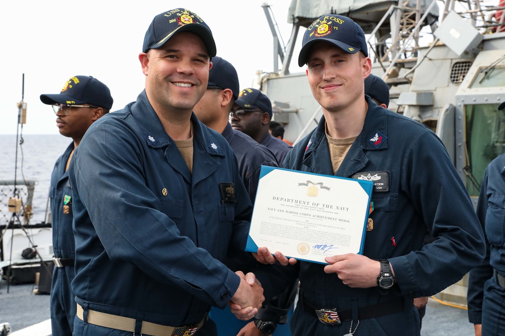 USS Ross Sailors receive awards