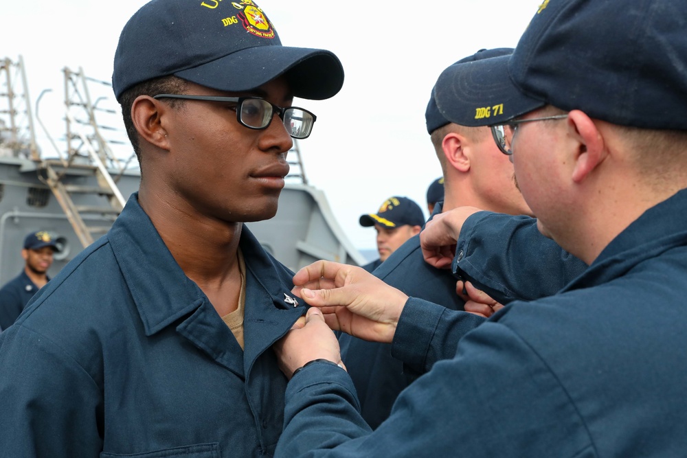 USS Ross Sailors receive awards