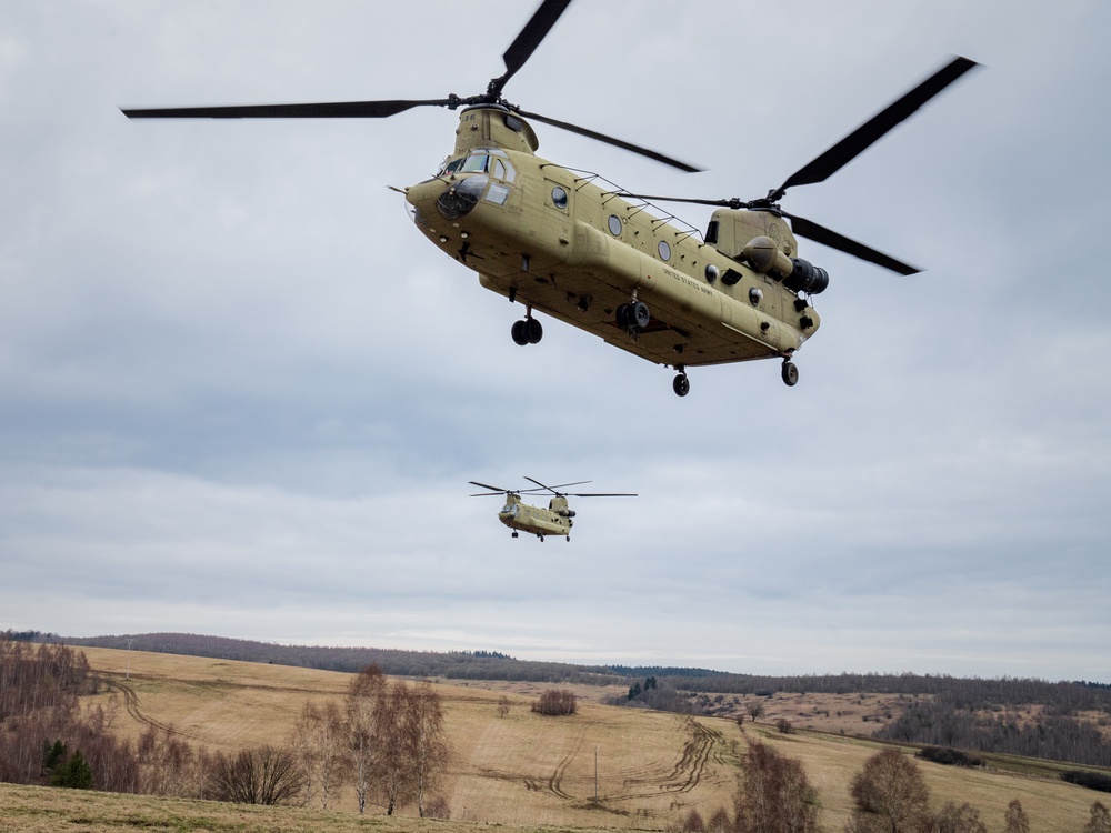 12 CAB brings muscle to joint air assault training