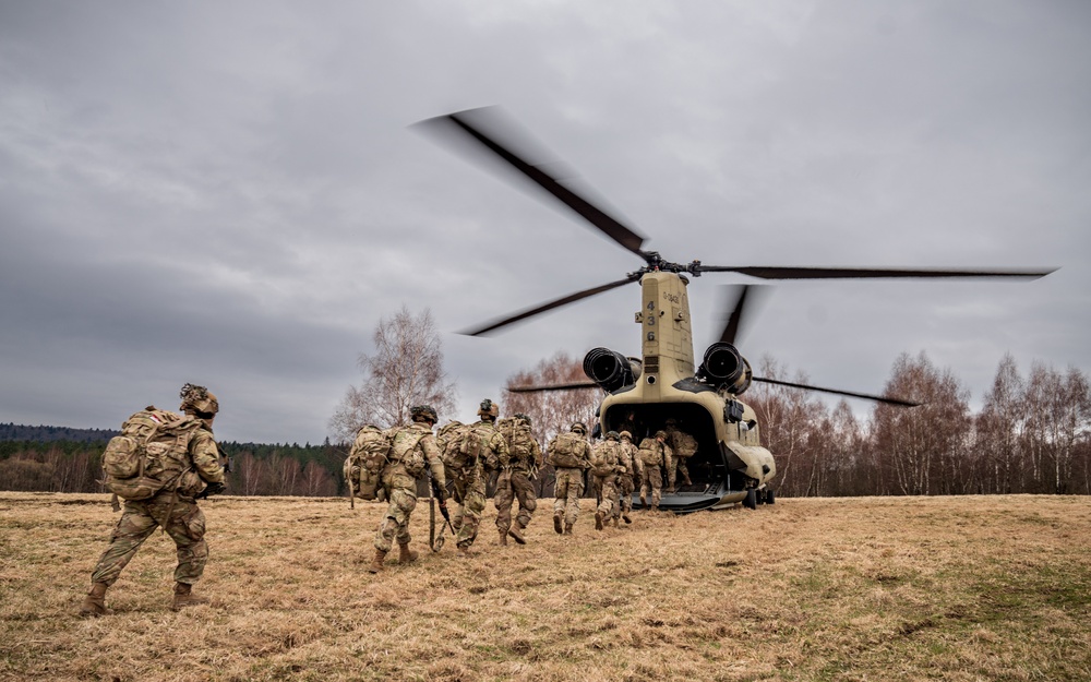 12 CAB brings muscle to joint air assault training