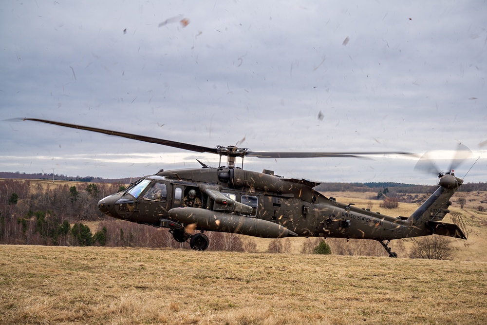 12 CAB brings muscle to joint air assault training