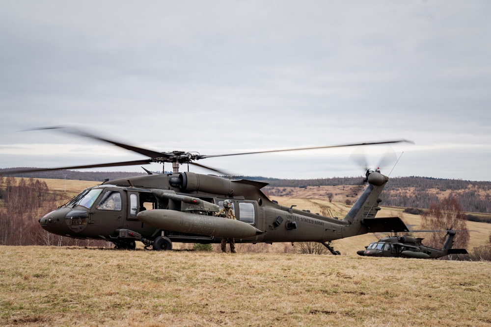 12 CAB brings muscle to joint air assault training