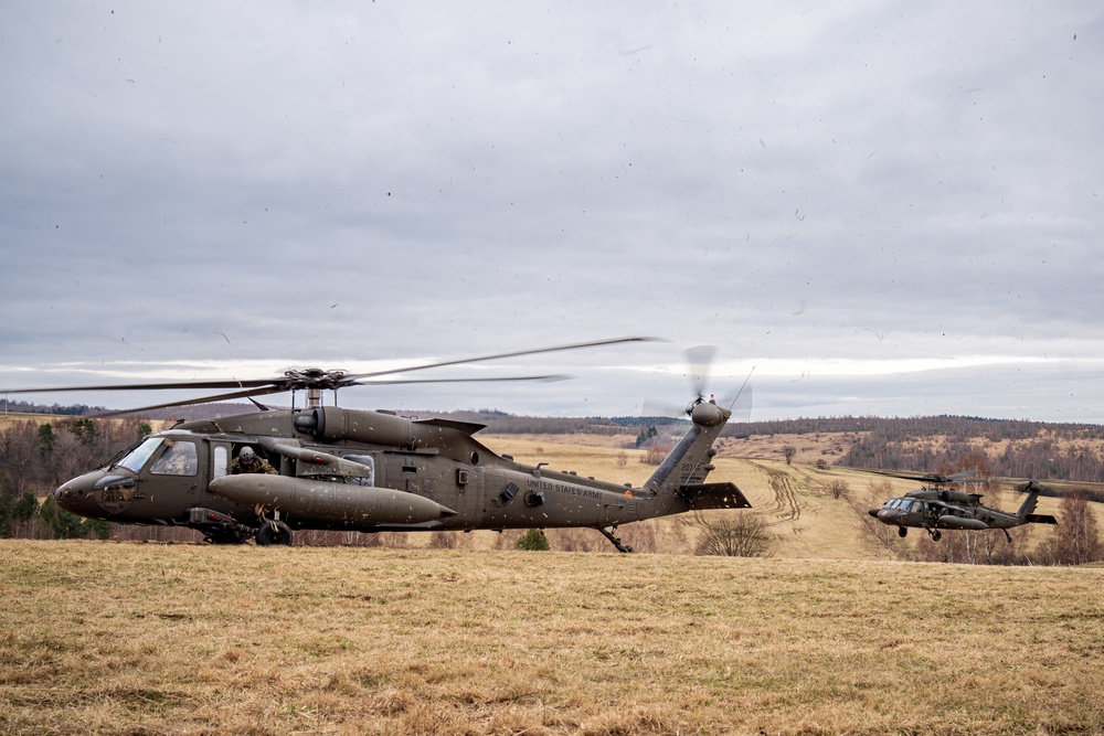 12 CAB brings muscle to joint air assault training