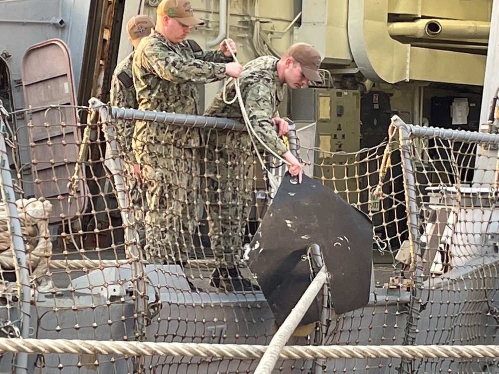 USS Lassen Departs