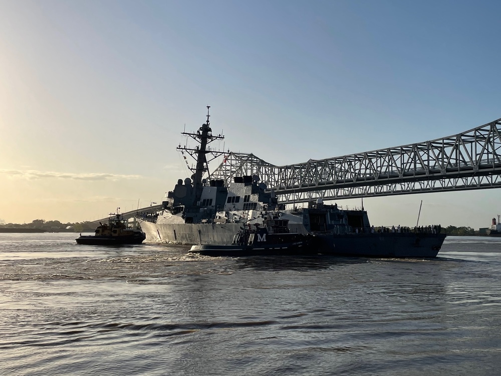 USS Lassen Departs