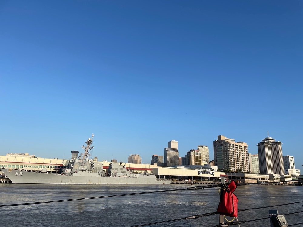 USS Lassen Departs