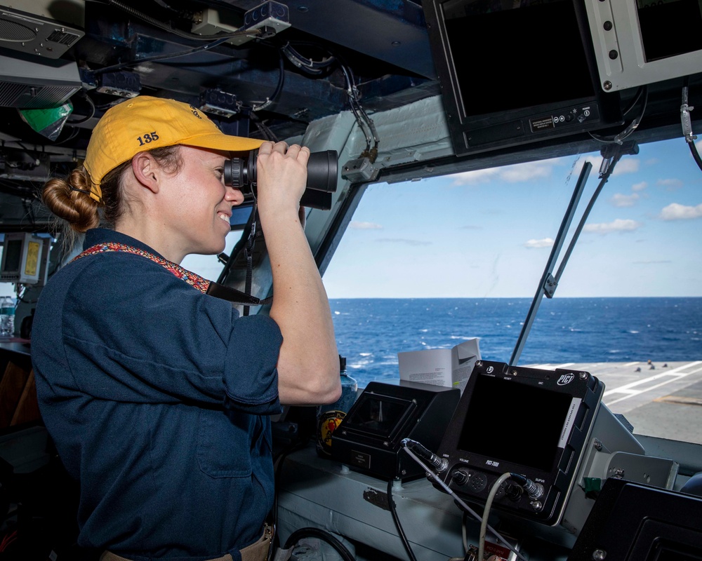 USS George H.W. Bush Highlights the Carrier Strike Group 10 Oceanography Team