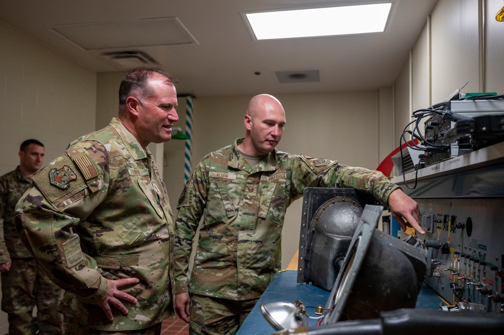 18th Air Force leadership visits Herk Nation