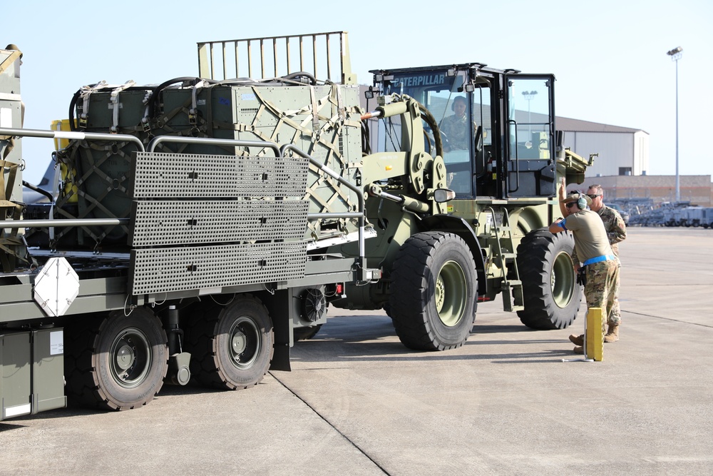 156 CRG and 172 AW Conduct Load Operations 156 CRG and 172 AW Conduct Load Operations