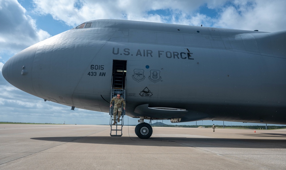 68th AS Transport Army Vehicle Displays to Airshow