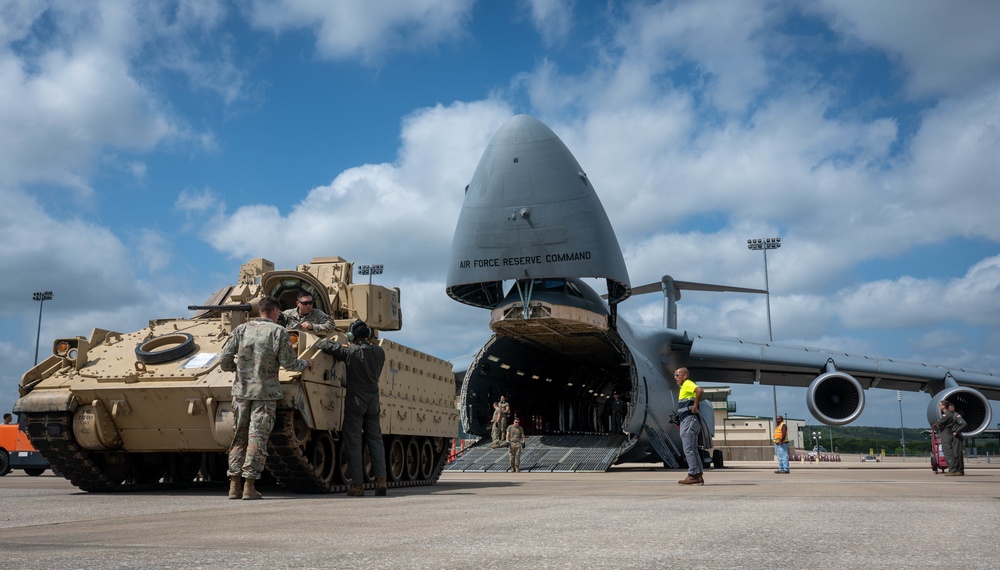 68th AS Transport Army Vehicle Displays to Airshow