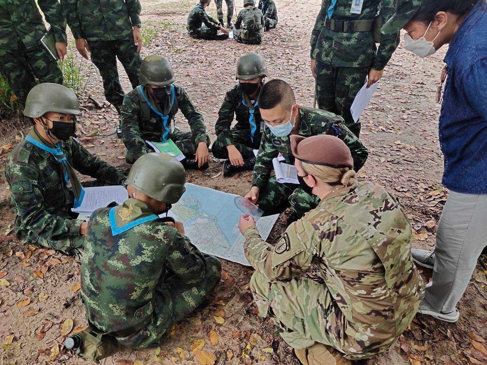 One of Army's first Maneuver Advisor Team Leader trains with the Royal Thai Army