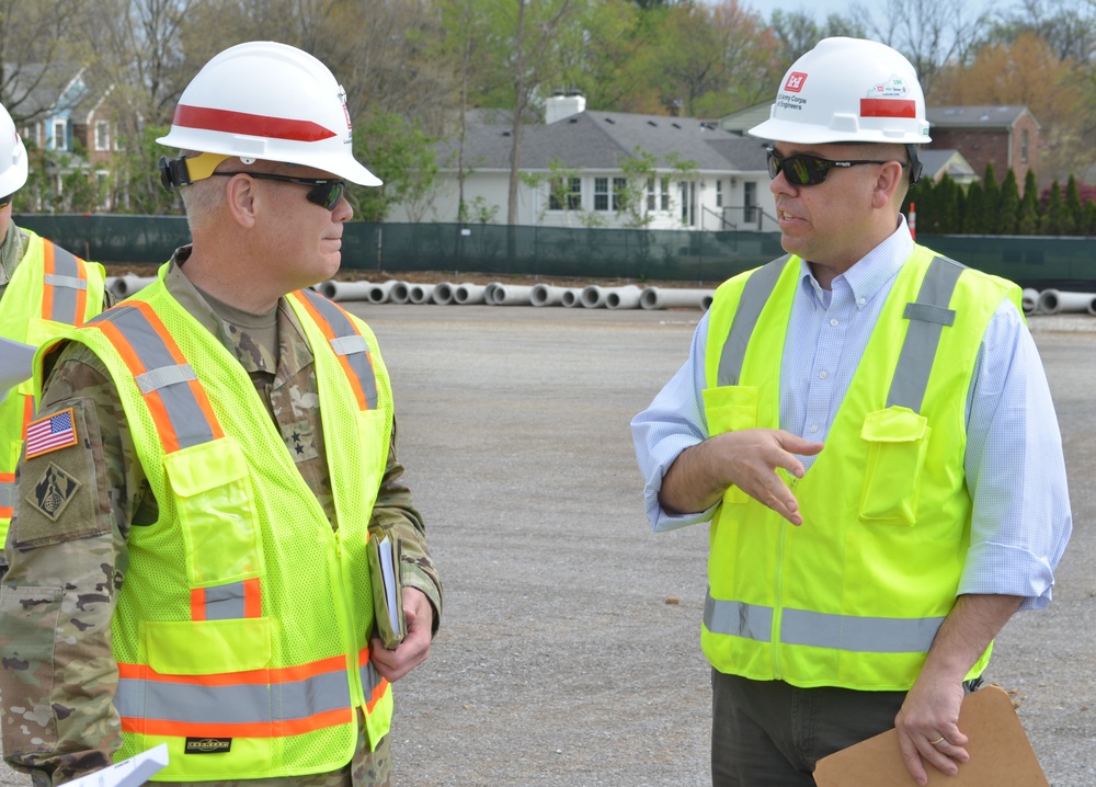 USACE DCG visits LOUVAMC site