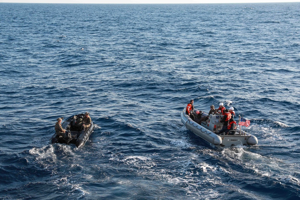 USS Ross operates with U.S. Marines in Mediterranean Sea