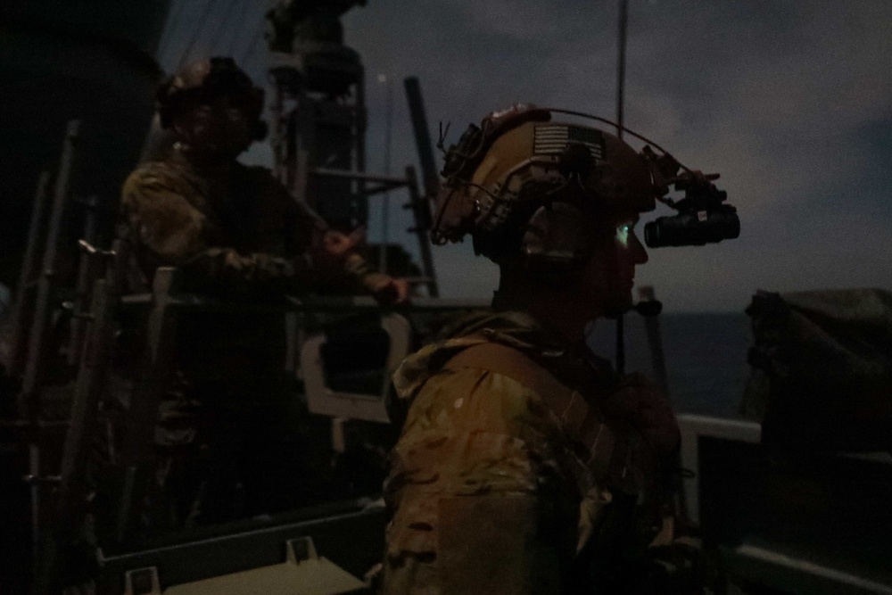 USS Ross operates with U.S. Marines in Mediterranean Sea