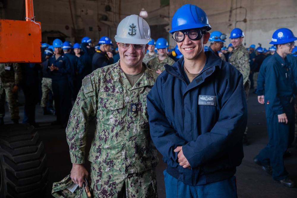 MCPON Visits  USS George Washington