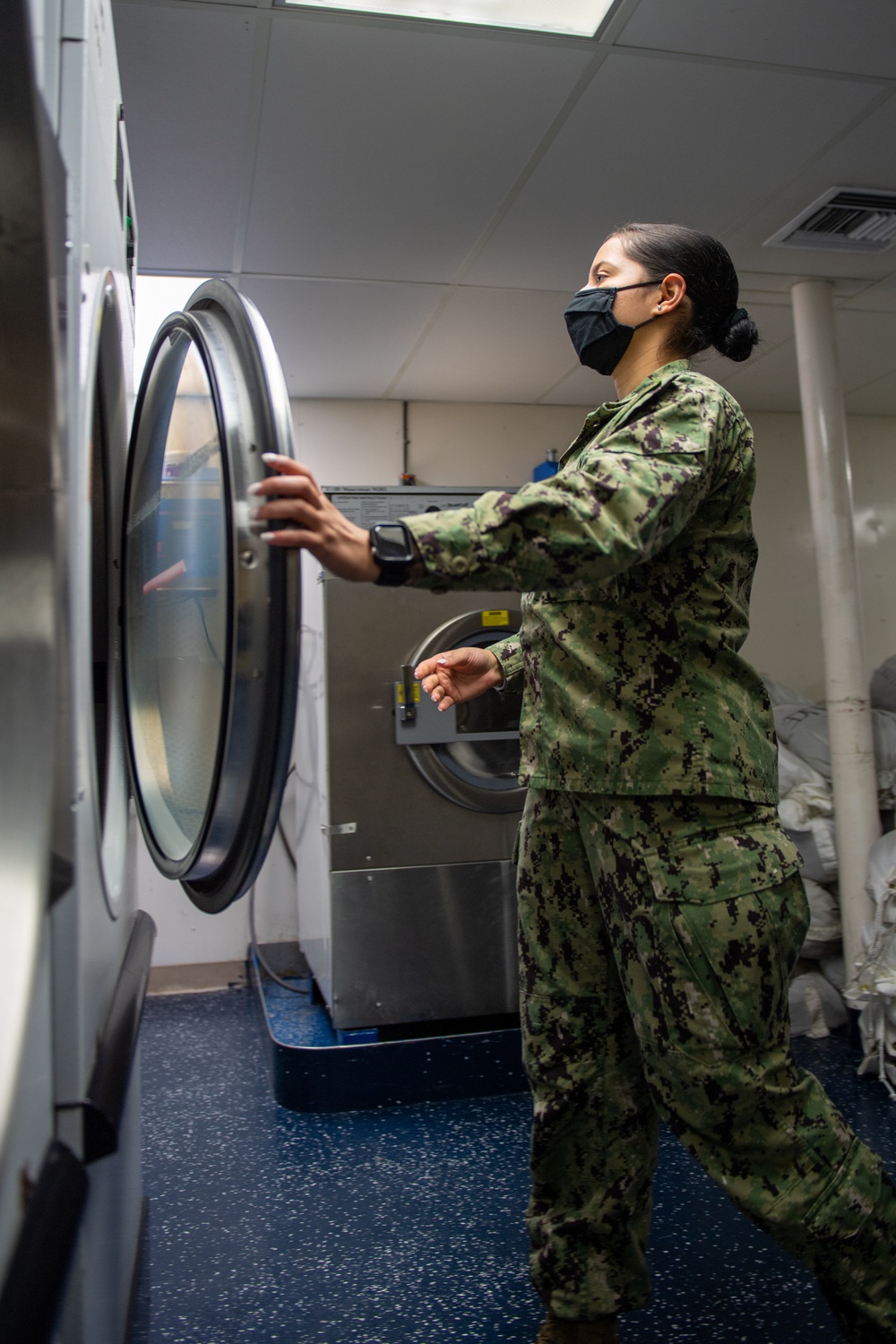 USS Theodore Roosevelt (CVN 71)