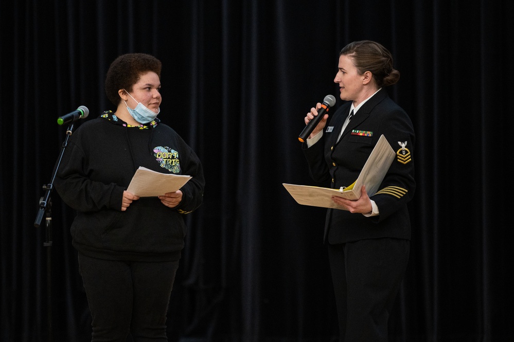 Navy musicians visit Elmwood Park, Illinois