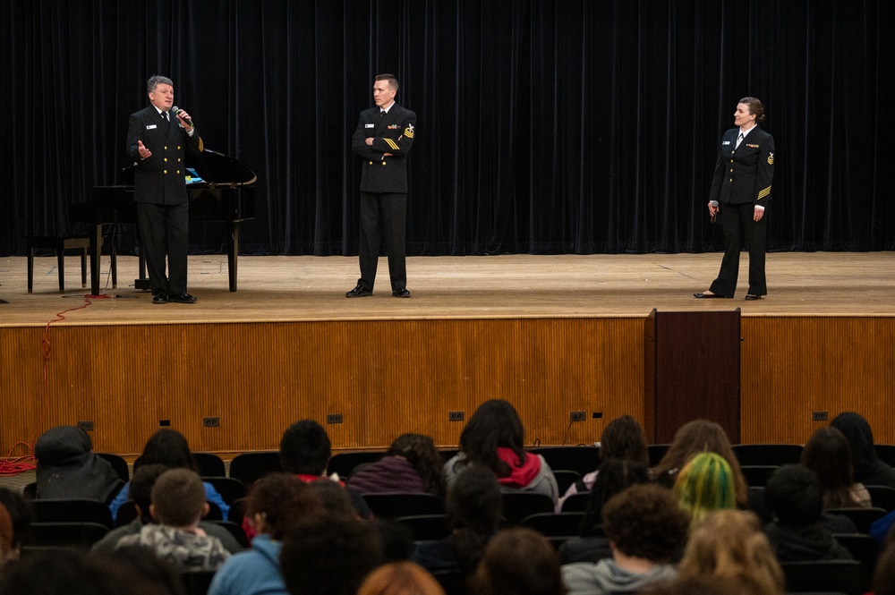 Navy musicians visit Elmwood Park, Illinois